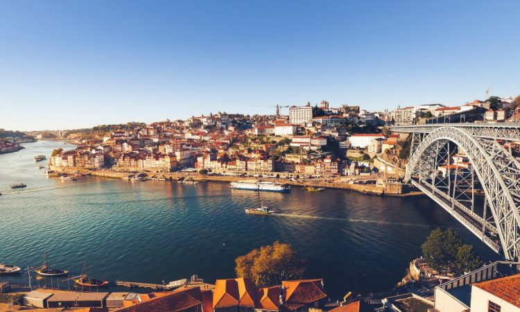chegada de voos no porto