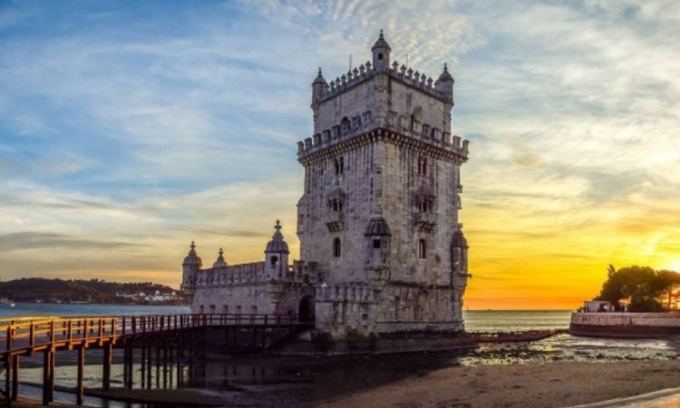 pôr do sol em Lisboa