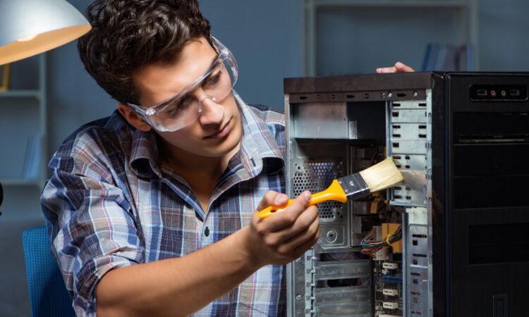Reparação de Computadores no Porto: Guia Completo e Prático